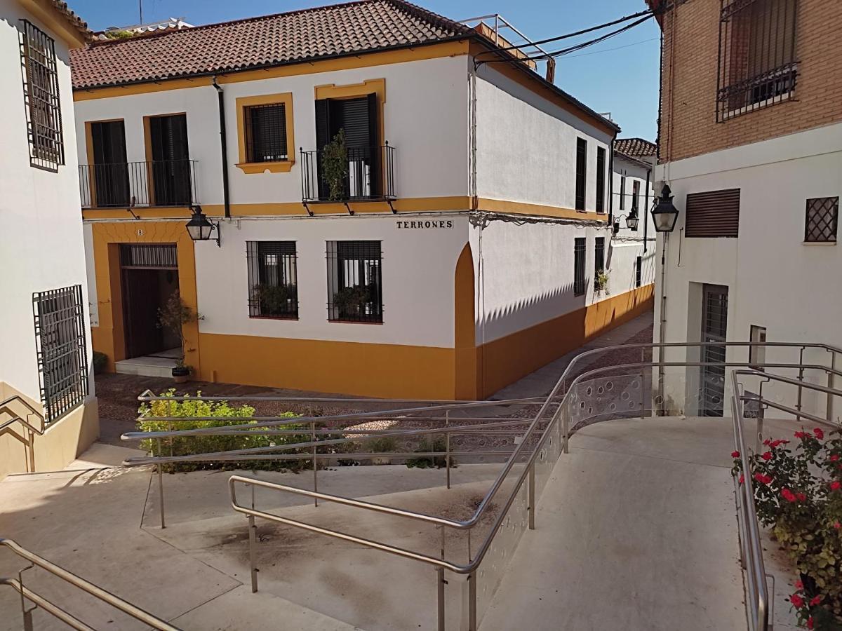 San Basilio'S Red House — Fotos 2